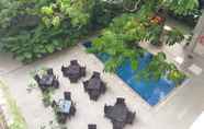 Swimming Pool 2 Sunwood Arianz Hotel by BENCOOLEN