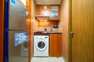 ห้องนอน 4 Well Equipped Studio at The Oasis Apartment Cikarang