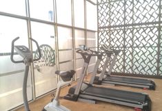 Pusat Kecergasan 3 Strategic Studio The Oasis Cikarang near Omni Hospital by Travelio