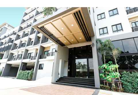 Bangunan Greenpoint Residence Hotel