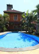 SWIMMING_POOL Pondok Wisata Elsa II