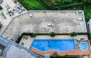 Swimming Pool 4 Studio The Oasis Apartment near OMNI Hospital Cikarang