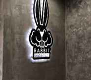 ภายนอกอาคาร 4 Rabbit Hotel
