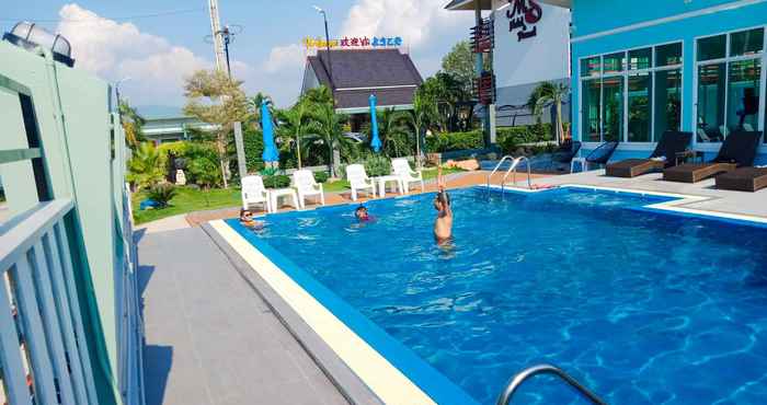 Swimming Pool MS Hotel & Resort Sriracha