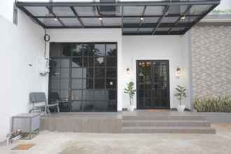 ภายนอกอาคาร 4 Flamboyan Residence