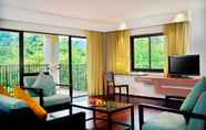 Bilik Tidur 6 Radisson Resort and Suites Phuket
