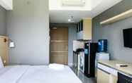 Bilik Tidur 6 Brand New Studio The Oasis Apartment by Travelio