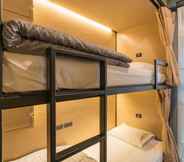 Kamar Tidur 4 Sleep Box Patong Hostel