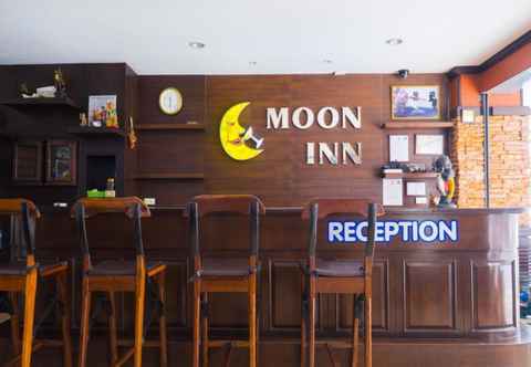 Lobi Moon Inn Hotel