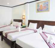 Kamar Tidur 4 Moon Inn Hotel