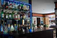 Bar, Cafe and Lounge Moon Inn Hotel