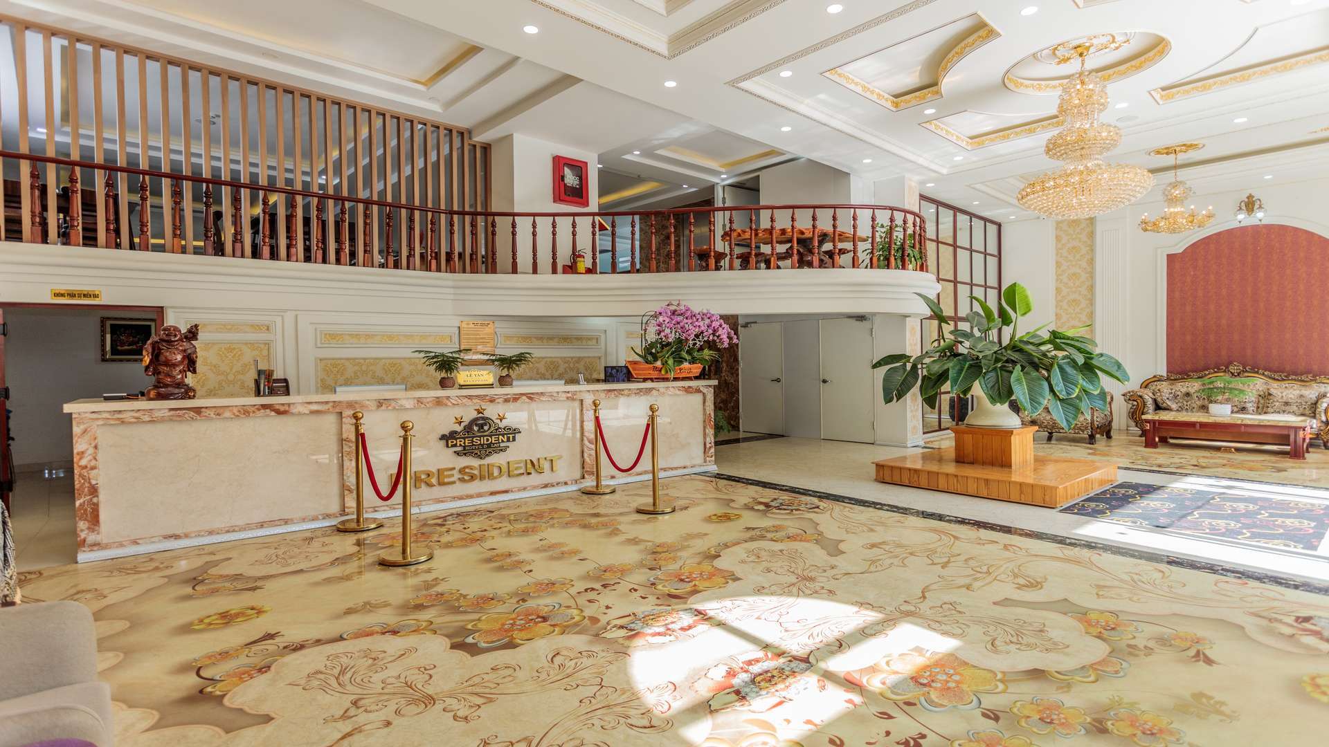 President Hotel Da Lat - Khách sạn 3 sao Đà Lạt có hồ bơi