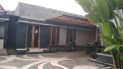 Bangunan 4 Jogja VIP Homestay Flamboyan