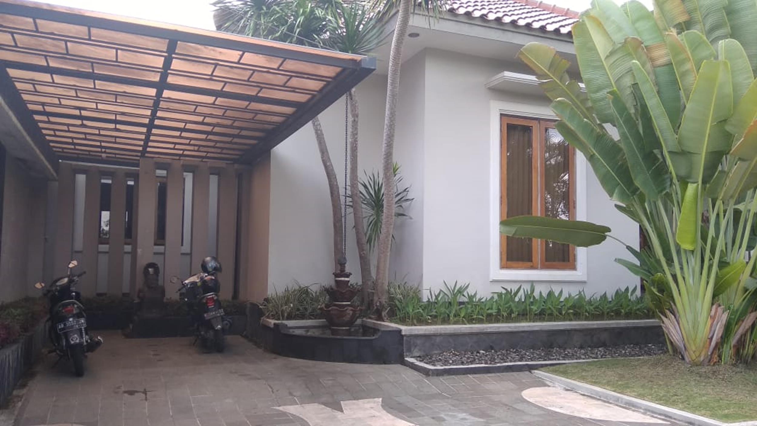 Bangunan 4 Jogja VIP Homestay Flamboyan