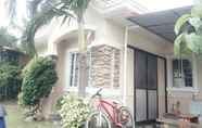 Luar Bangunan 3 Homey & Cozy Jazzy Guest House