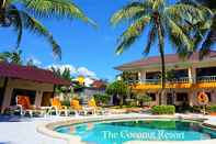 Kolam Renang The Coconut Resort