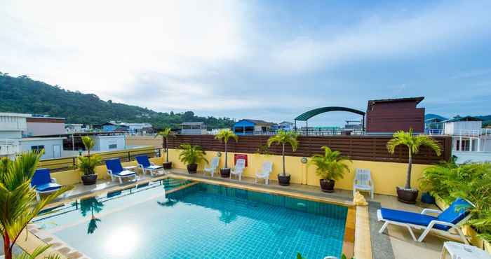 สระว่ายน้ำ Thai Siam Residence