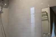 In-room Bathroom Rumah Indah Purwokerto