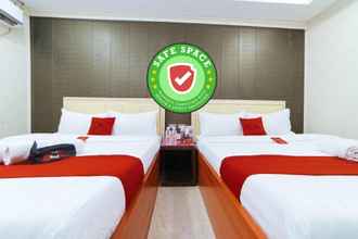 Kamar Tidur 4 RedDoorz Plus @ Winter Benitez