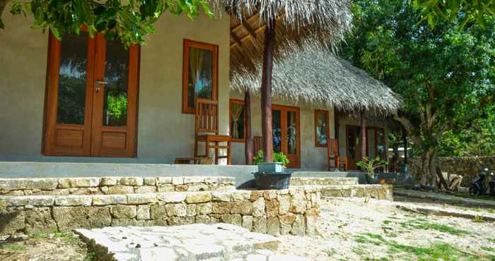 Bedroom Mulia Bungalows Rote