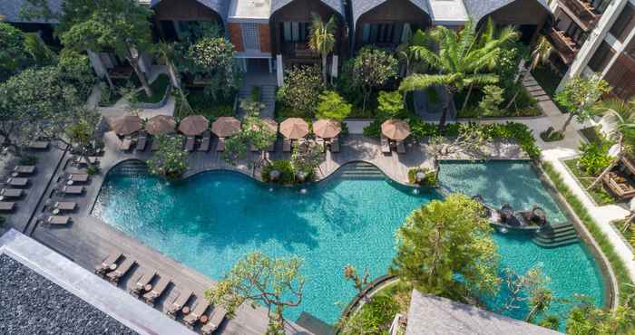 Swimming Pool Ramayana Suites