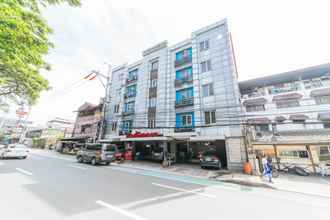 ภายนอกอาคาร 4 RedDoorz Plus @ One Liberty Hotel Kalayaan Avenue