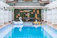 สระว่ายน้ำ Villa Pool Lay Resort Pattaya