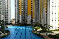 Swimming Pool Apartemen Springlake Summarecon Bekasi by Aparian