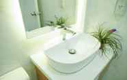 Toilet Kamar 2 Sunrise Home