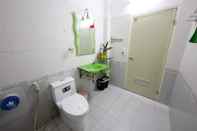 In-room Bathroom Smile Homestay Viet Nam