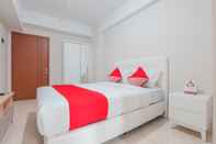 Bedroom OYO 498 Green Lake View Ciputat