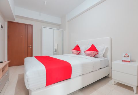 Bedroom OYO 498 Green Lake View Ciputat