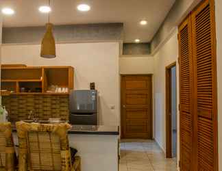 Sảnh chờ 2 Senggigi Homes & Apartments