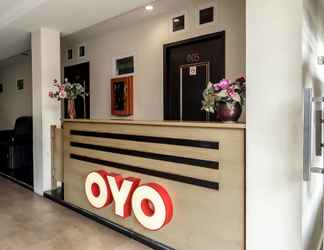 Lobby 2 OYO 294 Andrea Residence Syariah