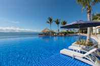 Swimming Pool Dusit Thani Mactan Cebu Resort
