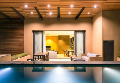 Swimming Pool Atta 2-bd Suite OR Pool Penthouse