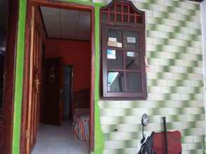 Lobi Paradise Hostel