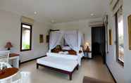 Kamar Tidur 2 Villa Pantai Karang 