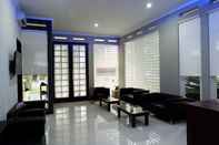 Lobby OYO 493 Permata Jingga Aa 19 Boutique Syariah