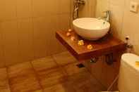 In-room Bathroom The Abhinaya 