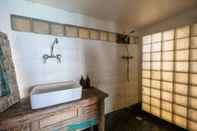 In-room Bathroom [Deact] Rumah Elizabeth & Rumah Janneke