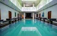 Swimming Pool 6 Capital O Mutiara Hijau Suites Syariah Medan