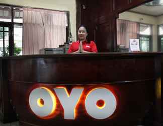 Lobby 2 OYO 181 Wisma Bintang Near RSUD Johar Baru