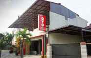 Bangunan 5 OYO 283 Helvetia Residence