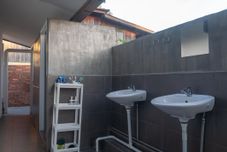 客室内バスルーム Rembulan Langkawi Backpackers Hostel