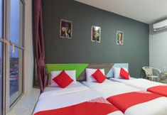 Bedroom 4 Lucky Hotel