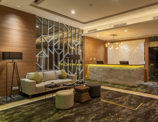 Sảnh chờ 2 Ramada by Wyndham Serpong