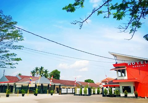 ภายนอกอาคาร Mandiri Hotel - Banjar