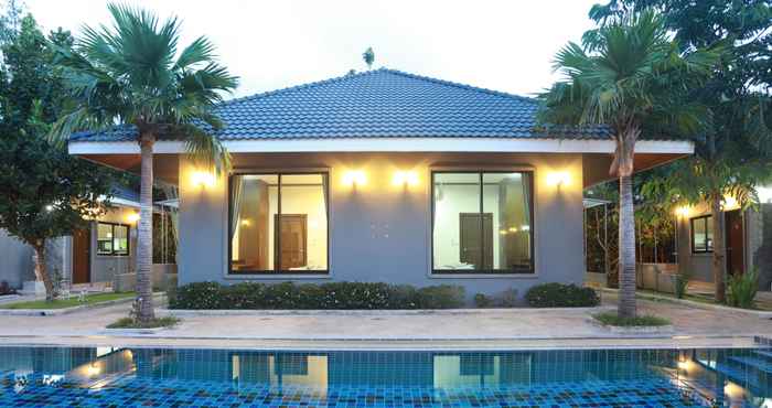 Kolam Renang Rawica Villas Phuket