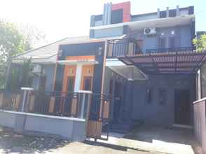 Bangunan 4 Family 4 Bedroom at Khalla Homestay SYARIAH